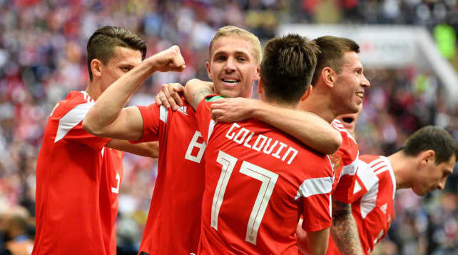  里尔新援首秀建功，替补登场头球破门助球队扳平比分