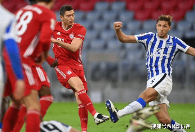 门兴格拉德巴赫绝杀取胜,德甲保级大战愈演愈烈